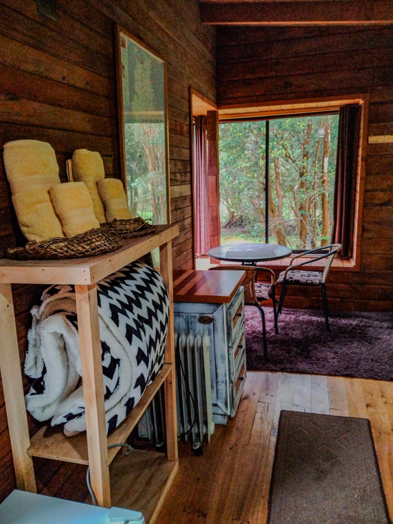 Hostal & Cabanas Luna Del Sur Cucao Extérieur photo
